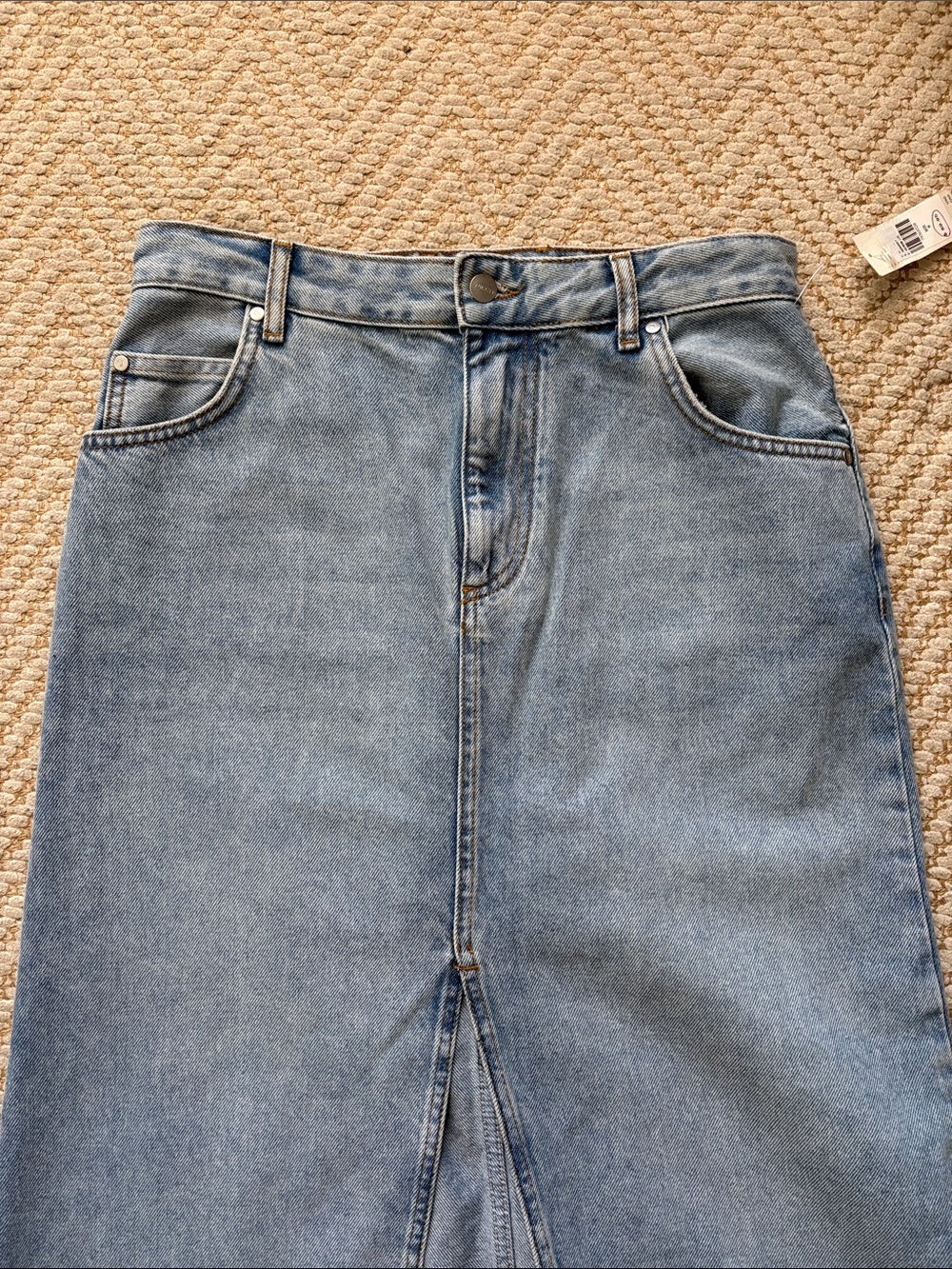 Anthropologie Pilcro The Madi Front Slit Denim Skirt Light Wash Size 8, NWT - Picture 6 of 9